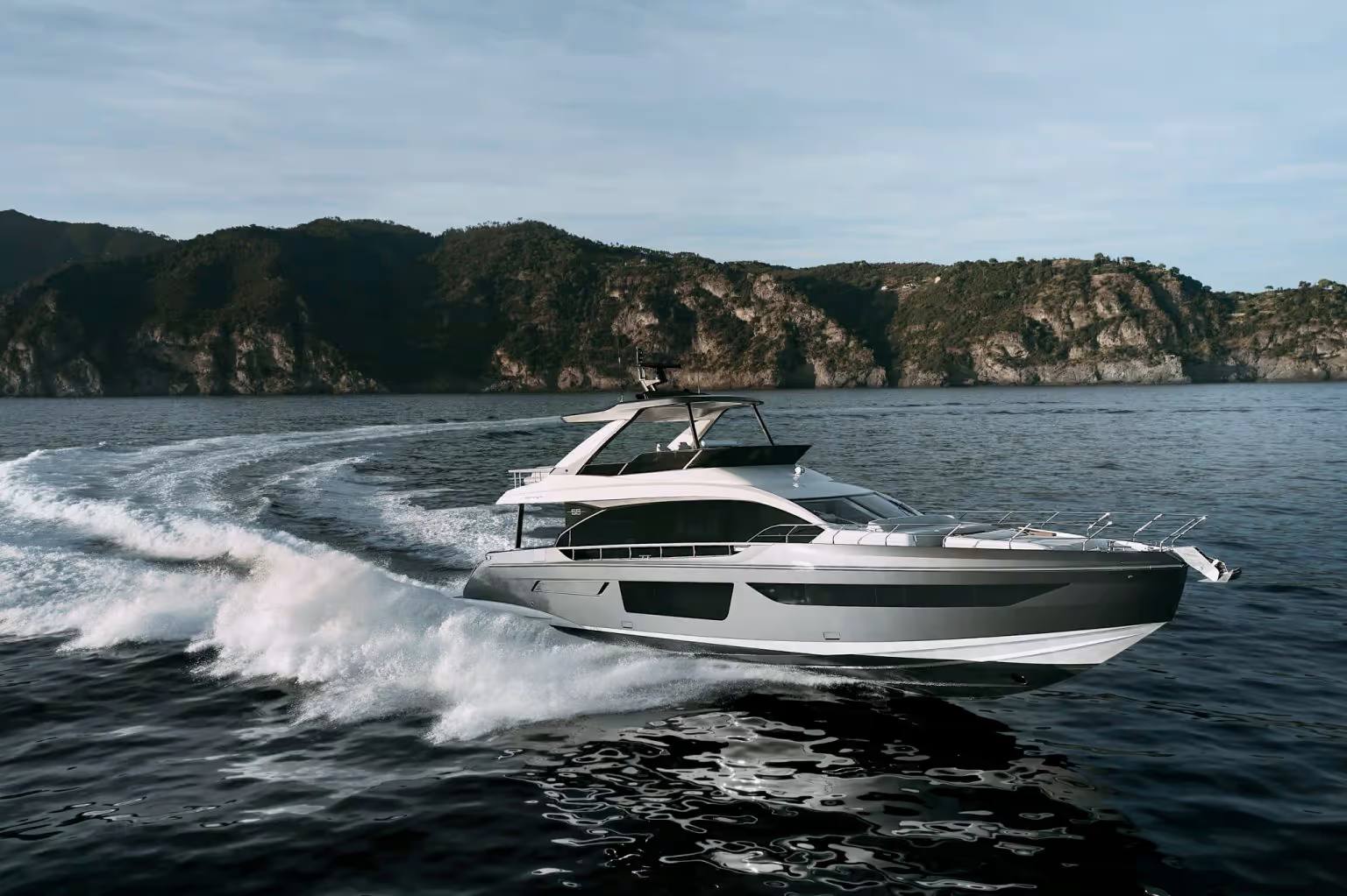 AZIMUT FLY 68